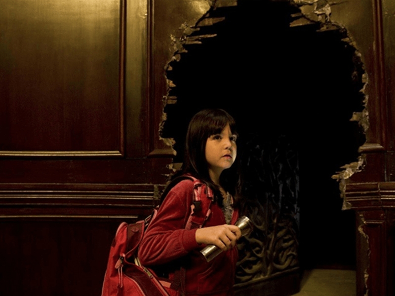 " Poltergeist" أشباح صاخبة
